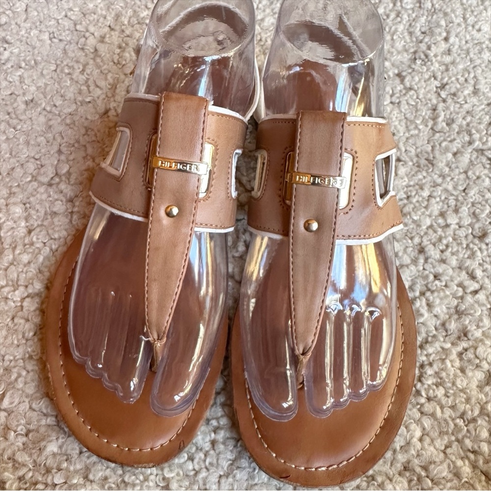 Tommy Hilfiger Twylnnie T Strap Sandsls